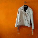 white lapel collar fringe jacket front